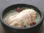 参鶏湯：焼肉・韓国料理、キムチ・キムチ鍋、サムゲタン